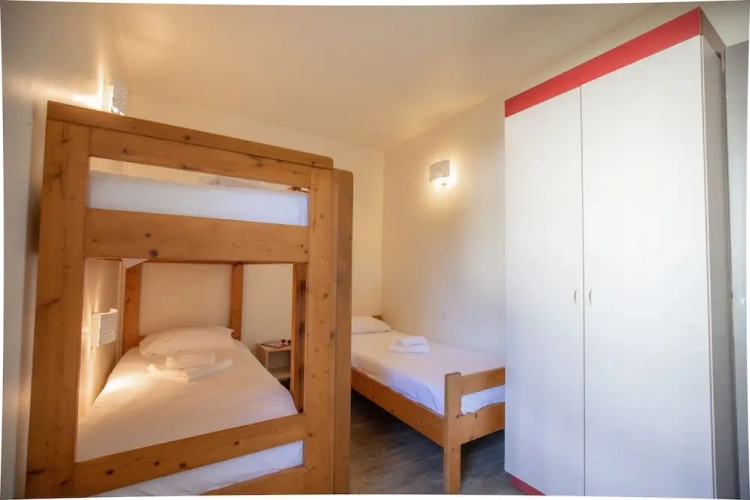 3 Bedrooms Apartment with balcony