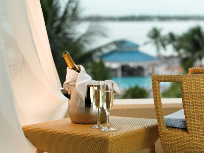 Deluxe Double room with pool view