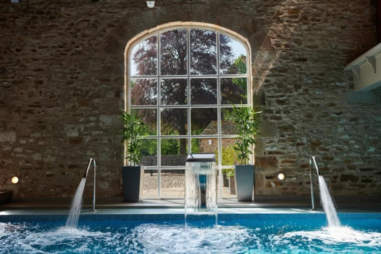 The Devonshire Arms Hotel