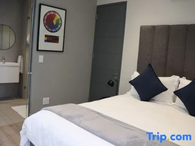 Deluxe Double Suite