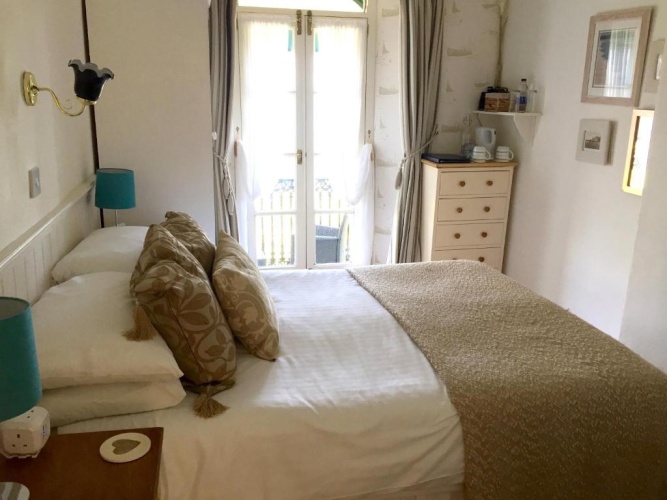 Standard Double room with balcony and with sea view