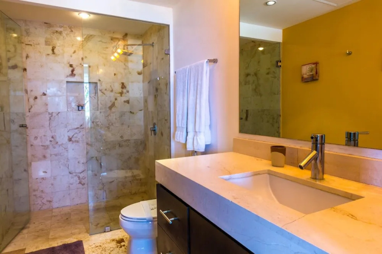 Elements Penthouse 1 2 Bedroom Condo by RedAwning