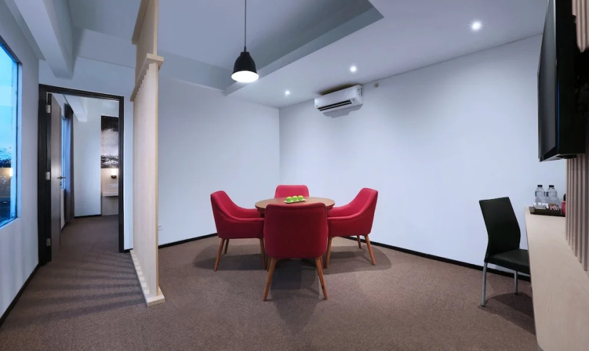 Hotel NEO + Waru-Sidoarjo