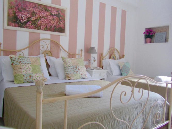 Standard Triple room with balcony