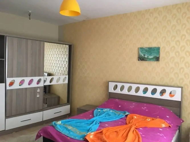 2 Bedrooms Apartment