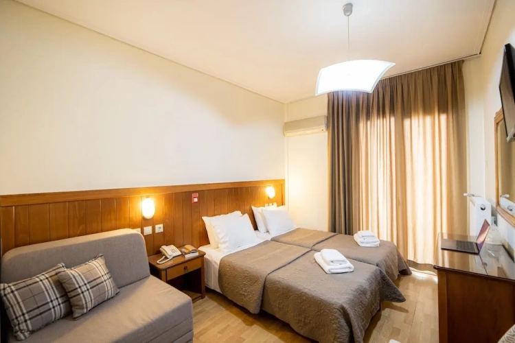Standard Twin room with balcony