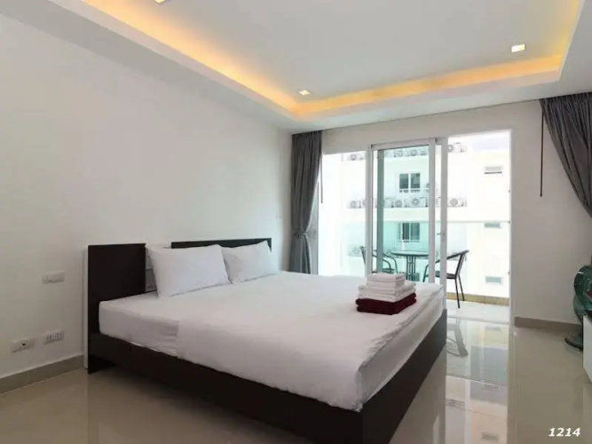 Luxury Cosy Beach View Condominium