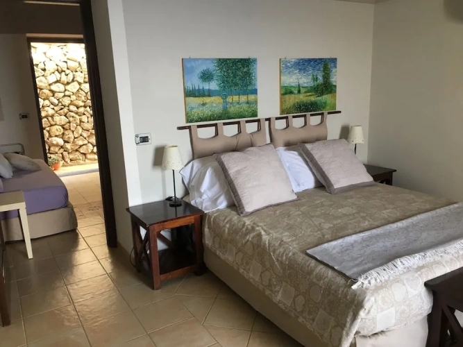 Standard Triple room with sea view