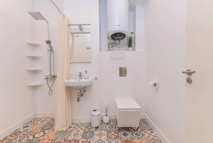 Two Bedroom Parensov Central Apartment