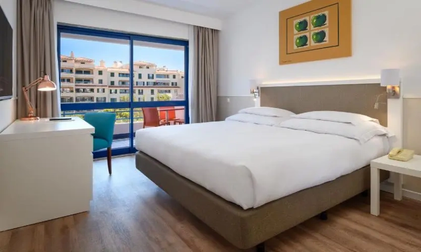 Deluxe Quadruple Suite with balcony