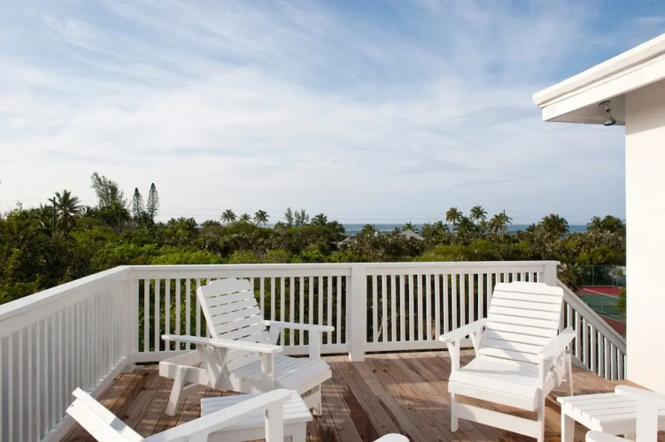 Wreckless by Eleuthera Vacation Rentals