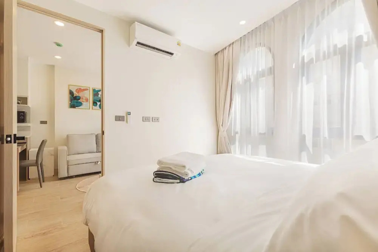 One bedroom Palmetto Condo Karon A 312