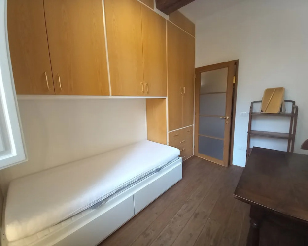 Pepi 64 in Firenze With 2 Bedrooms and 1 Bathrooms