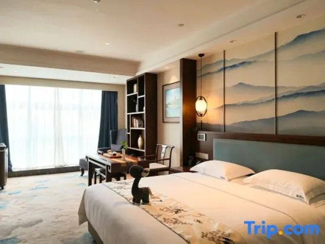 Deluxe Double Family room