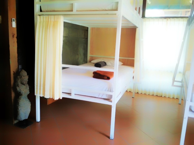 Bed in Dorm