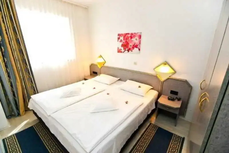 Villa Ana Apartments