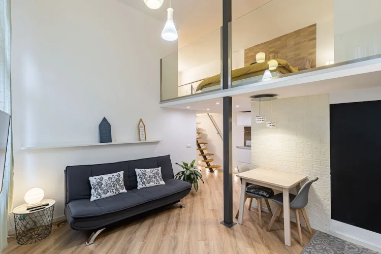 Deluxe Apartment