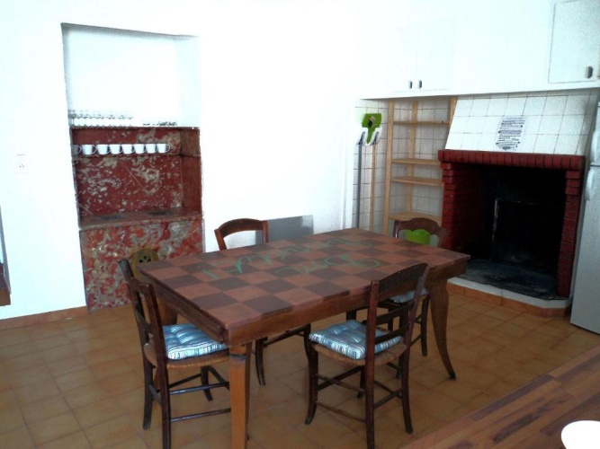 3 Bedrooms Apartment