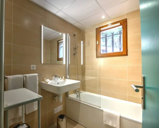Standard Twin Family room