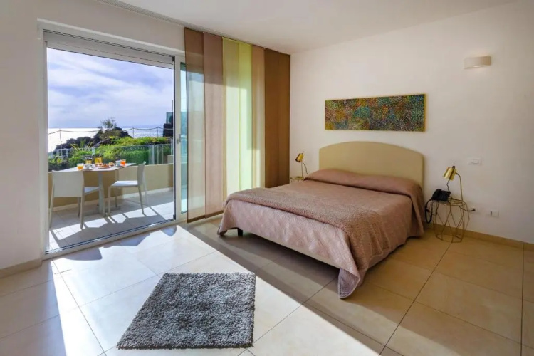 Zeus Residence Hotel