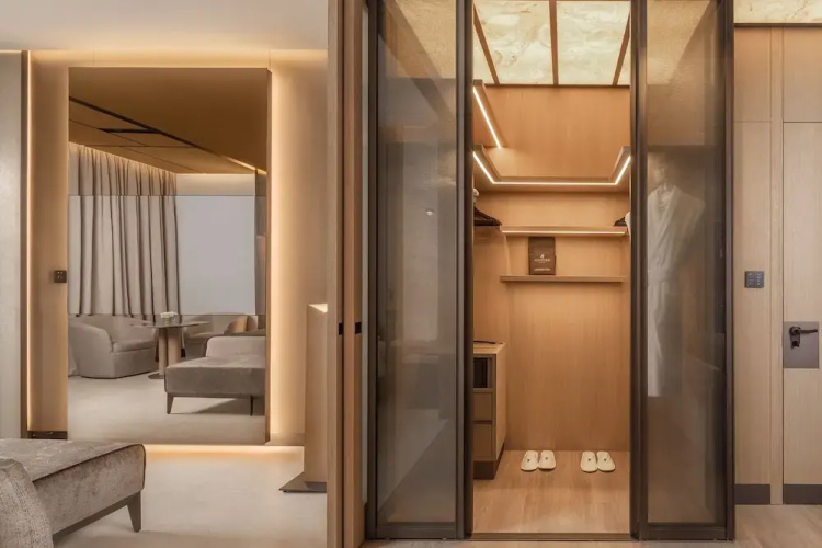Amathus Residences