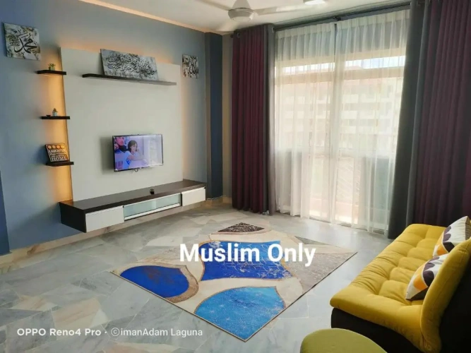 3 Bedrooms Apartment