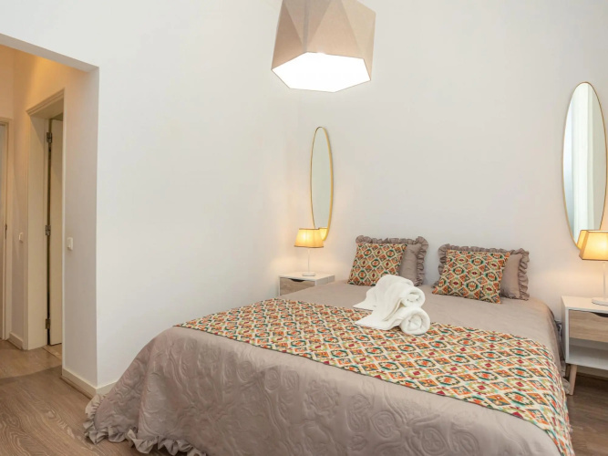 Liberdade 53 by Rent4all