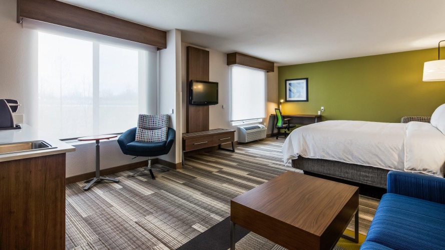 Quadruple Suite
