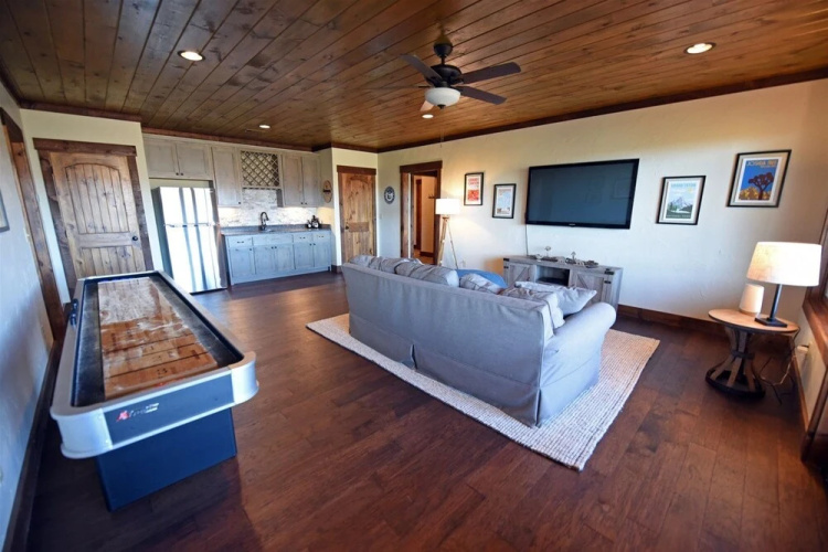 High Ridge Lodge- Epworth GA