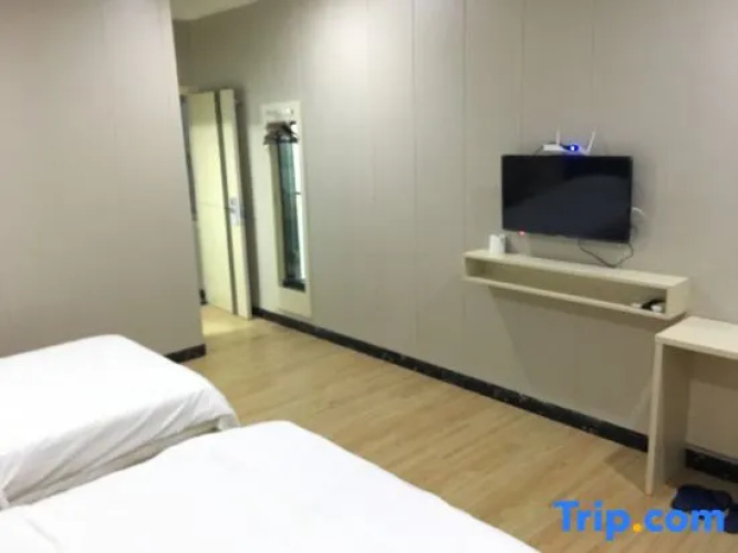 Yuhong Hotel