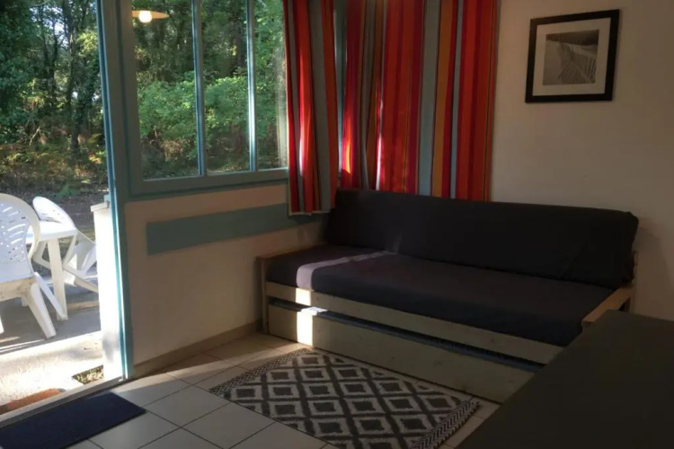 maisonnette 6 pers. dans résidence avec piscine
