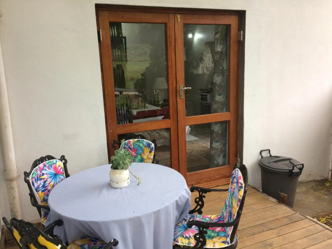 Cul de Sac - Accommodation