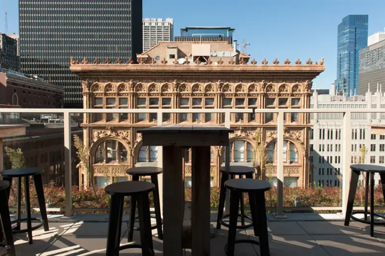 Cool 2BR in the Chicago Loop by Sonder