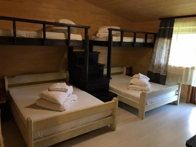 Economy Quadruple room