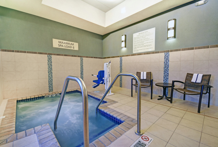 Hampton Inn & Suites Milwaukee/Franklin photo 15