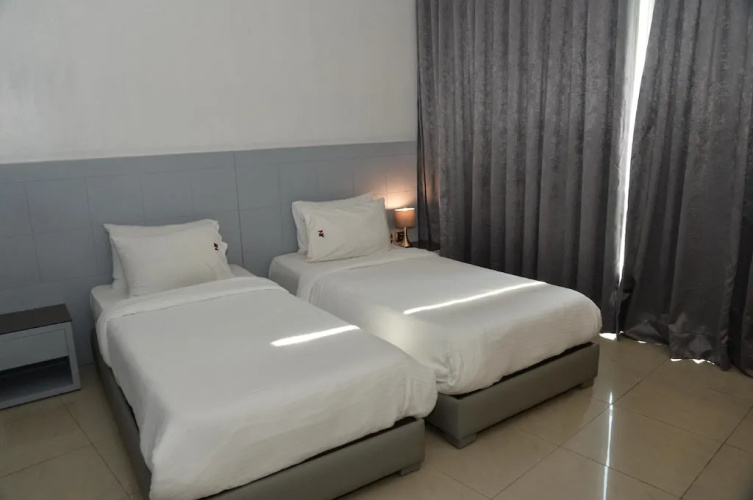 NY Suites Hotel