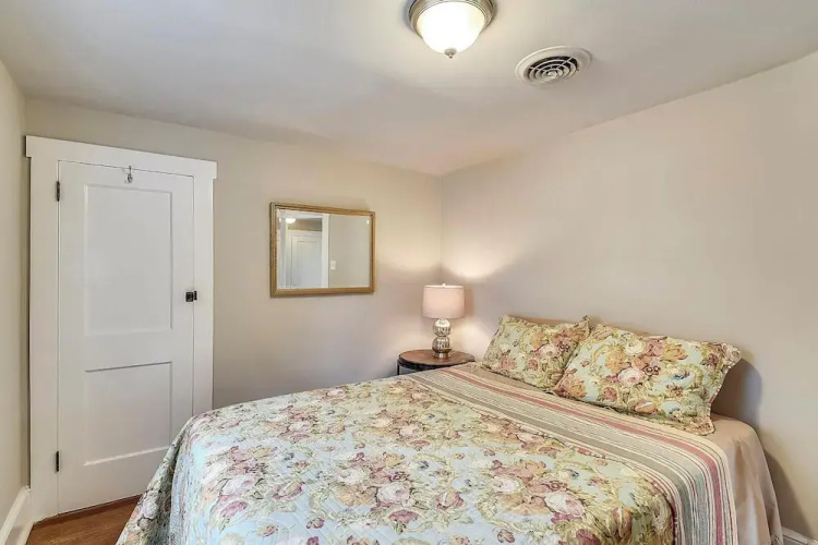 Laurel Street 108