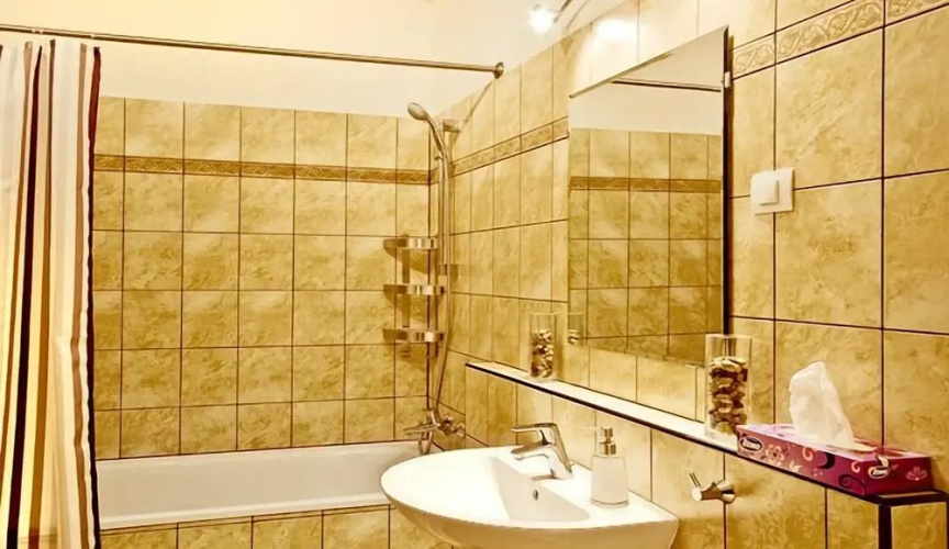 Corvin Lux Aparthotel