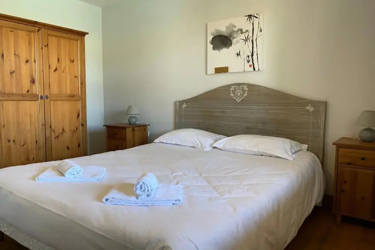 Charming Apartment in Dordogne Countryside