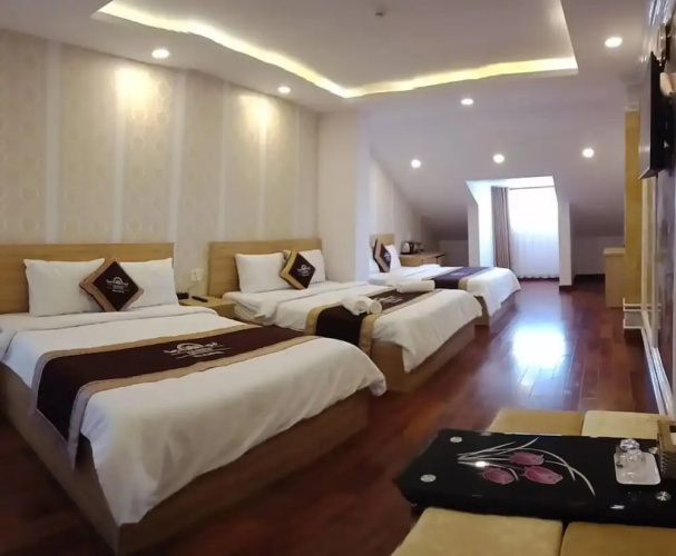 Queen Villa 2 Hotel