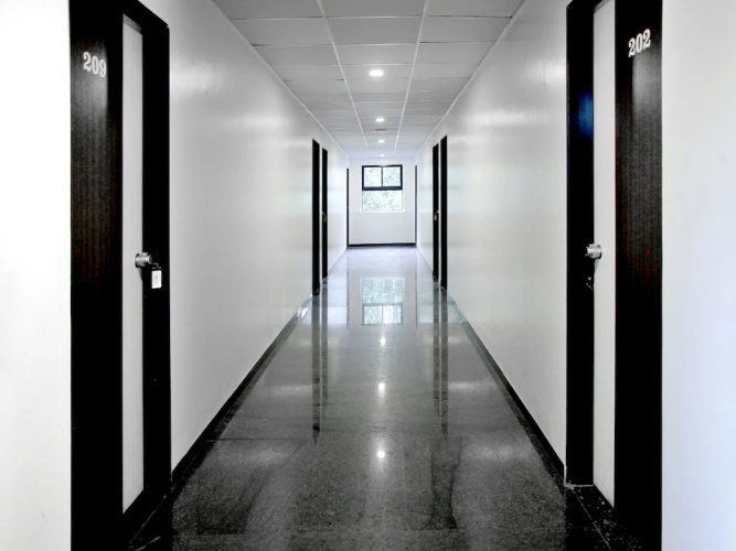 Hotel Raj