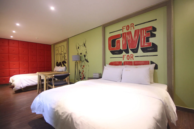 Chakan Hotel