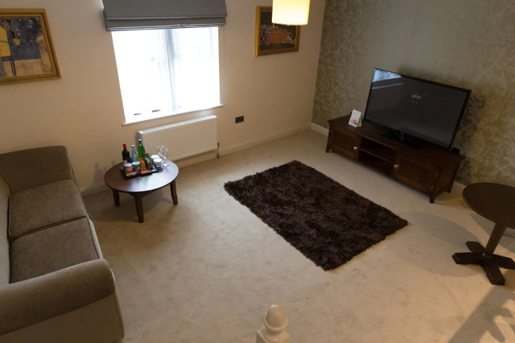 The Hog's Back Hotel & Spa Farnham