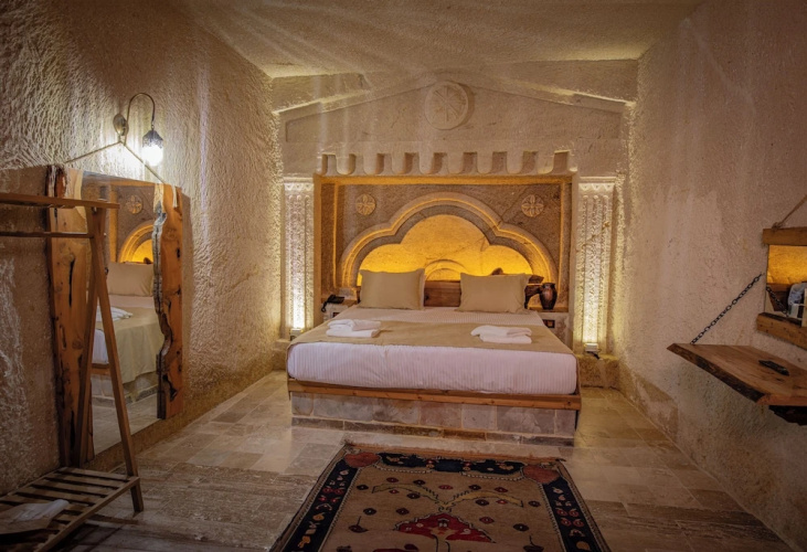 Sur Cave Hotel