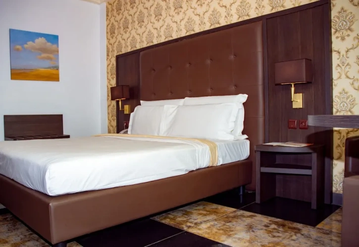 Comfort room