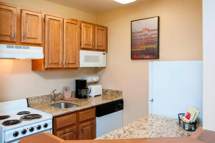 1 Bedroom Suite