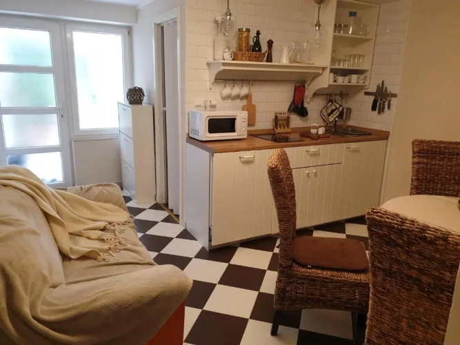 2 Bedrooms Apartment
