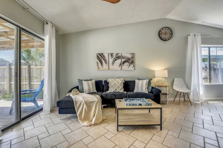 3 Bedrooms Cottage