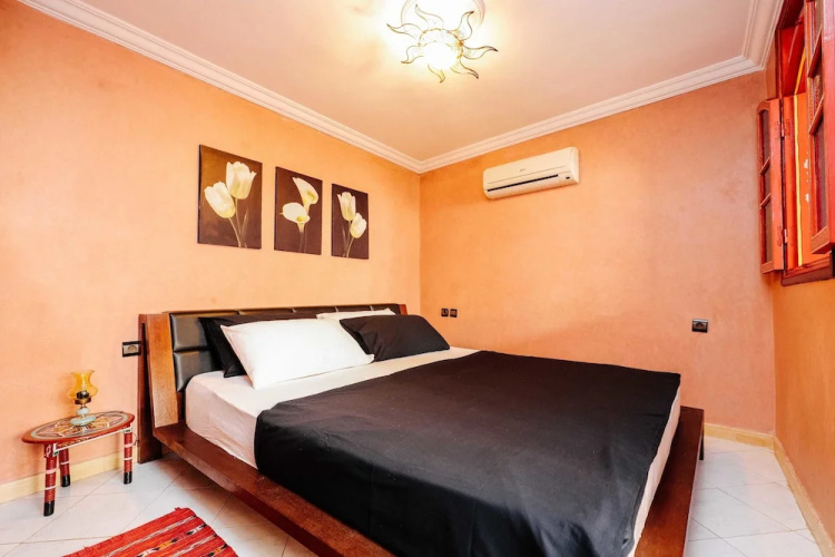 Riad For S