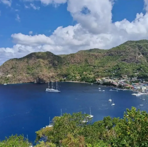 Quaint Studio Apartment in Soufriere From Claviers